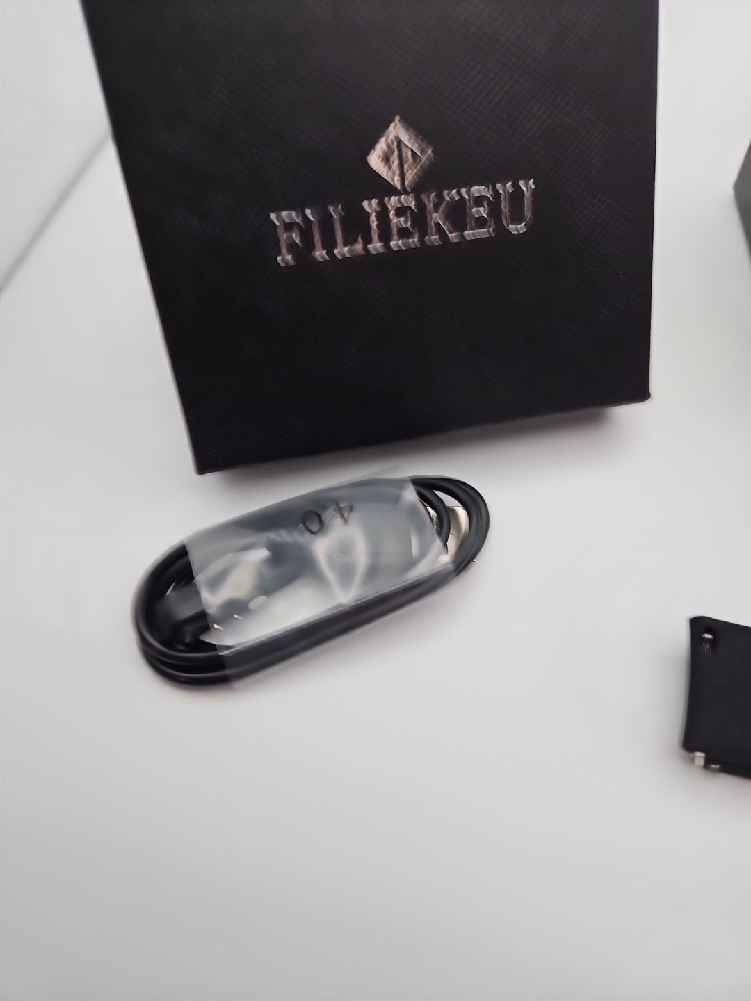 FILIEKEU Men Smart Watch for Android iOS, Bluetooth Calls Voice Chat Extra Band