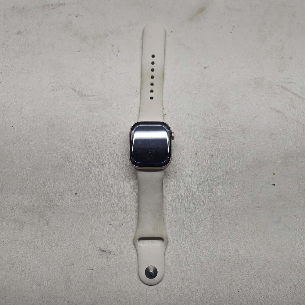 APPLE A3335 SERIES 11 42MM SMART WATCH W/ CORD