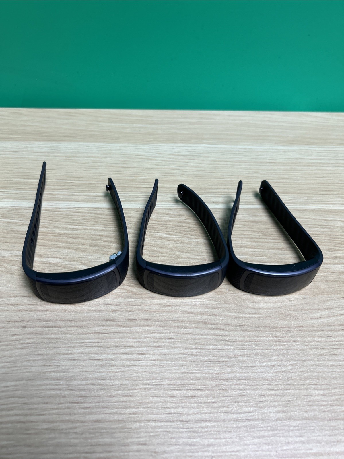 Lot of 3x Samsung Gear Fit2 SM-R360 Smart Watch – Untested for Parts or Repairs