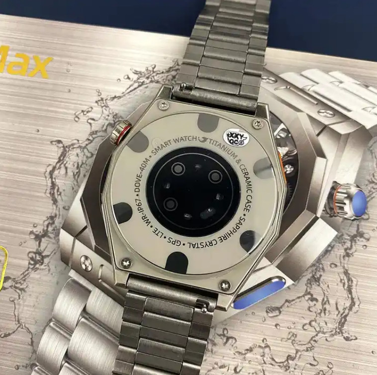 Z83 Max Smart Watch with 3 straps BT 5.3 1.52 inch amoled round screen NFC Ip68