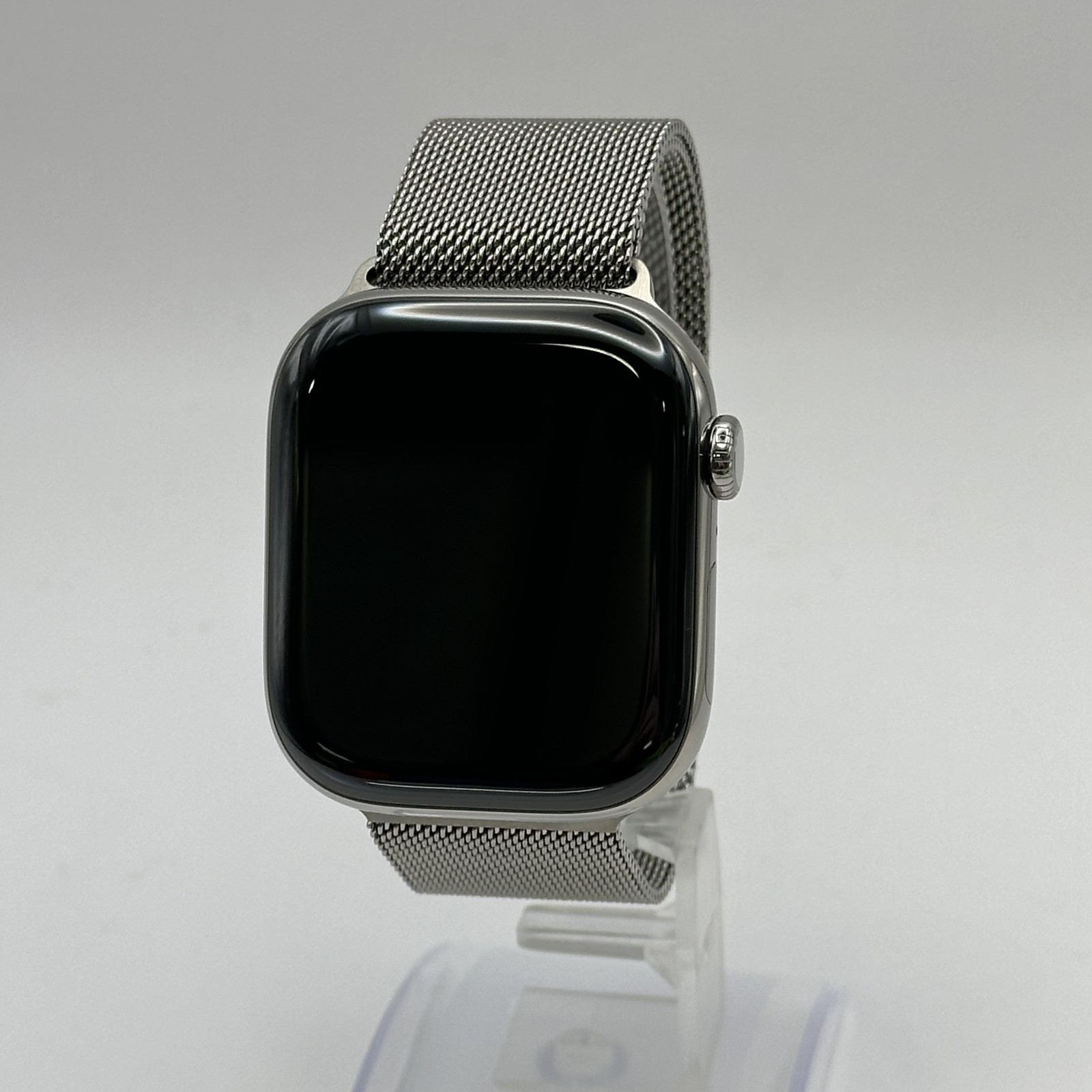 Apple Watch (Series 10) 46mm Natural Titanium (LTE) w/ Milanese Loop – Excellent