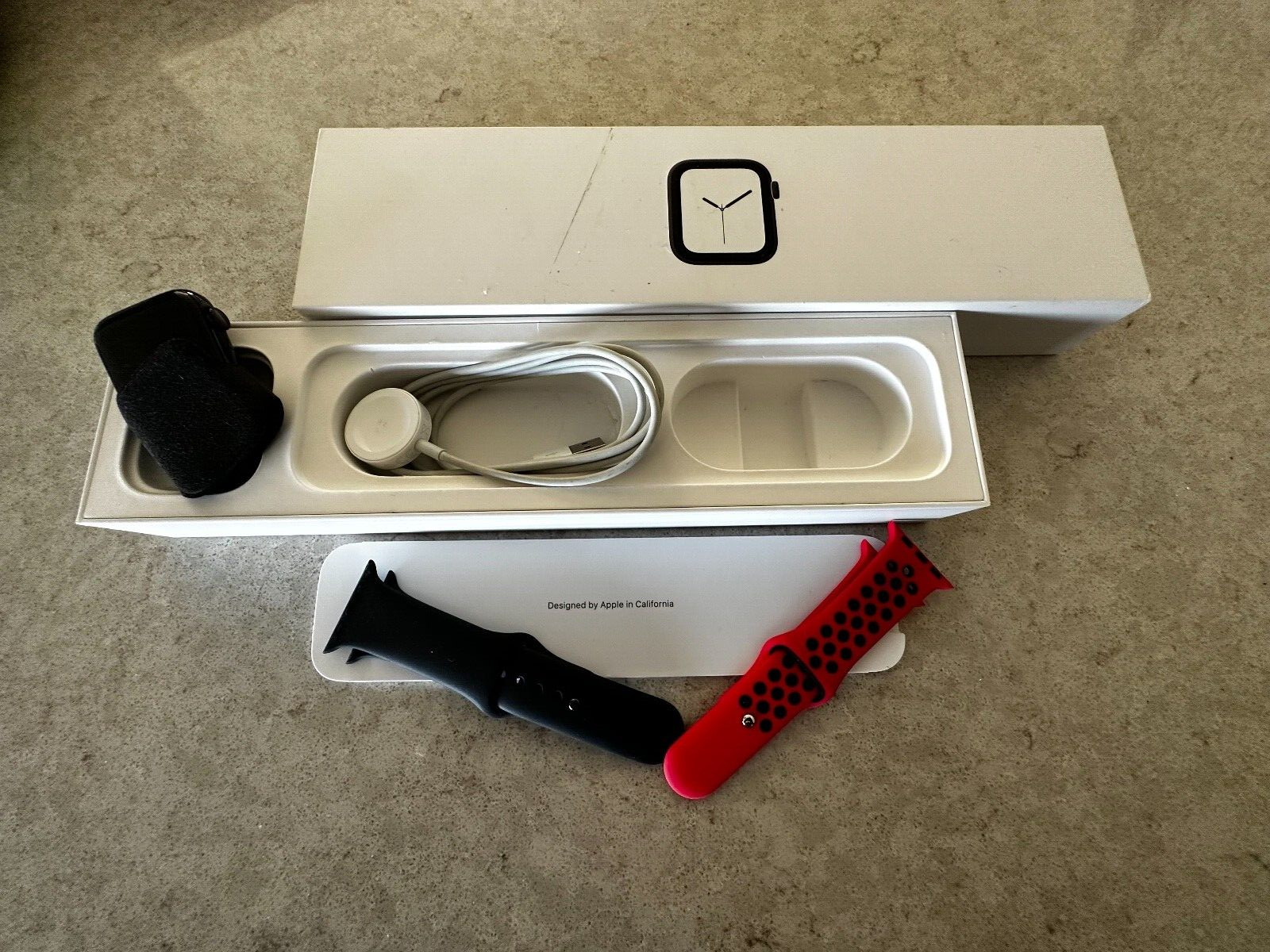 Apple Watch Series 4 44 mm S/S Case with Red/Black Sport Band GPS+ CEL