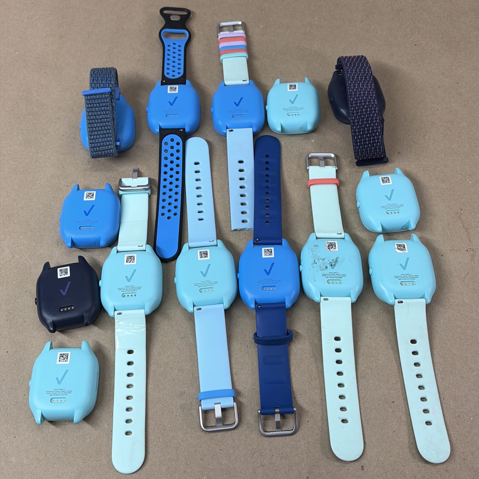 Gizmo Watch 3 Lot of 14 Kids Smartwatch QTAX57 Verizon UNTESTED