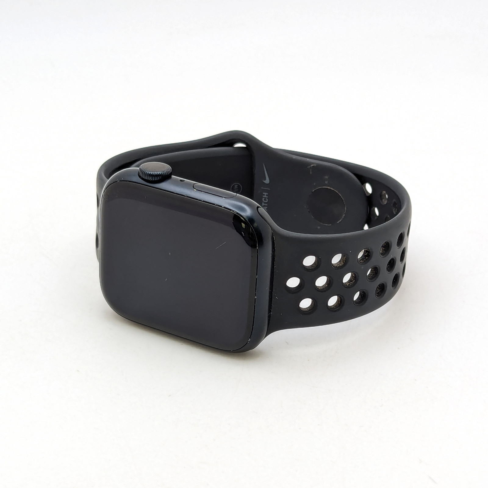 Apple Watch Nike Series 7 45mm A2474 Fair Condition | Aluminum | GPS ONLY