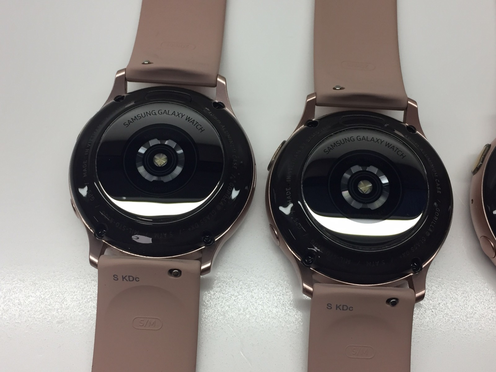 AS IS – LOT OF 4 Samsung Galaxy Watch Active 2 SM-R830. SM-R820. SM-R835