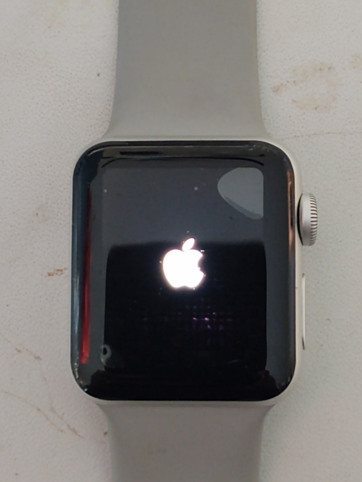 Apple Watch Series 3, 38mm Aluminum Case Ion-X glass Composite Back GPS WR-50M