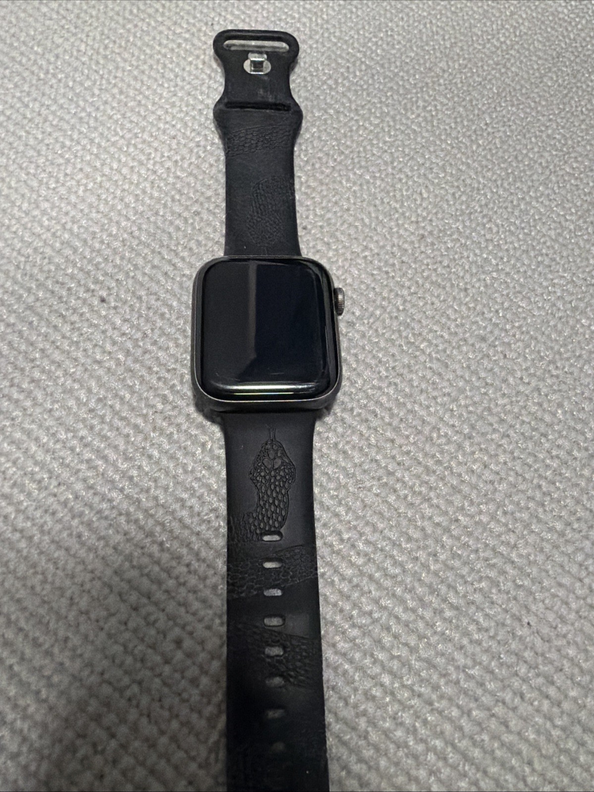 Apple Watch SE Nike 44mm Space Gray Aluminum Case with Anthracite/Black Sport…