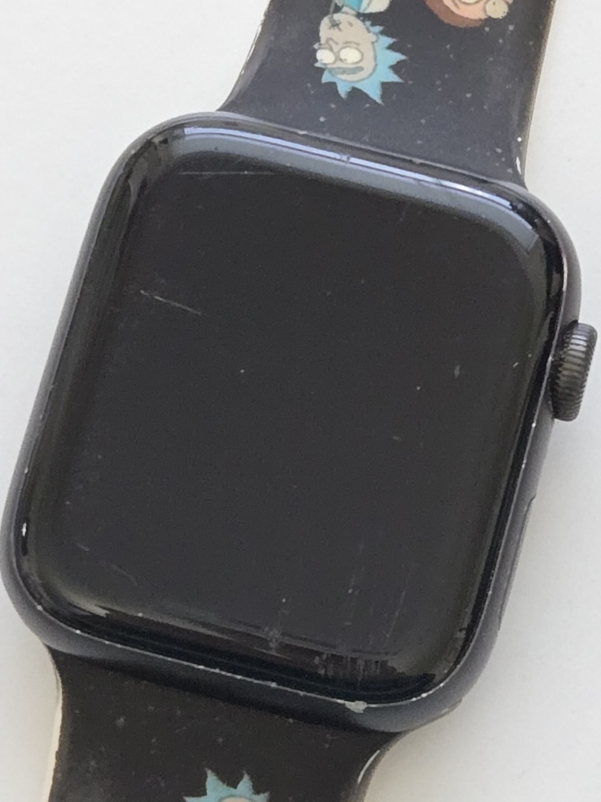 Apple Watch SE Nike 44mm GPS Rick & Morty Band + 4 Additional Bands LOCKED
