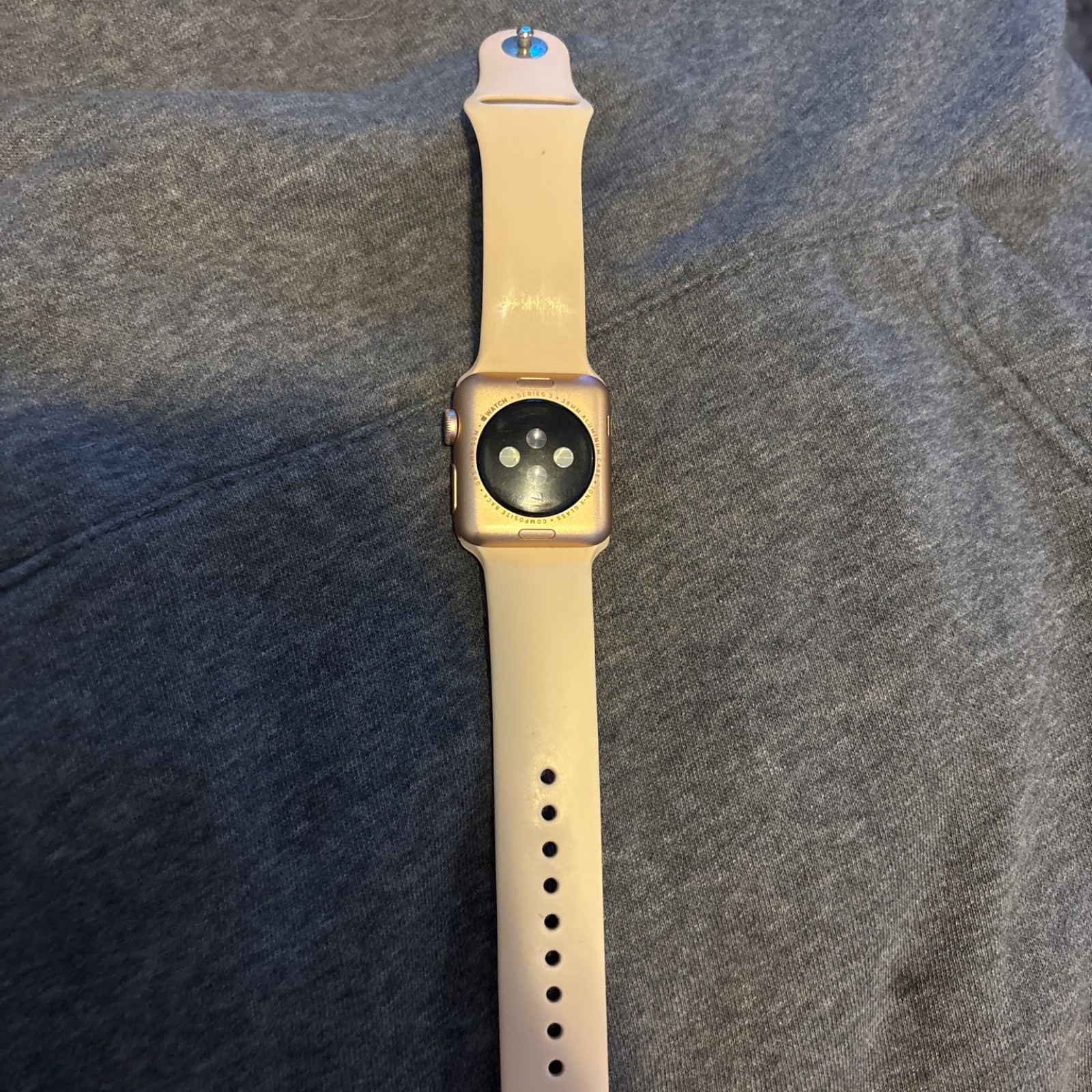 Apple Watch Series 3 38mm Gold Aluminium Case with Pink Sand Sport Band (GPS) –