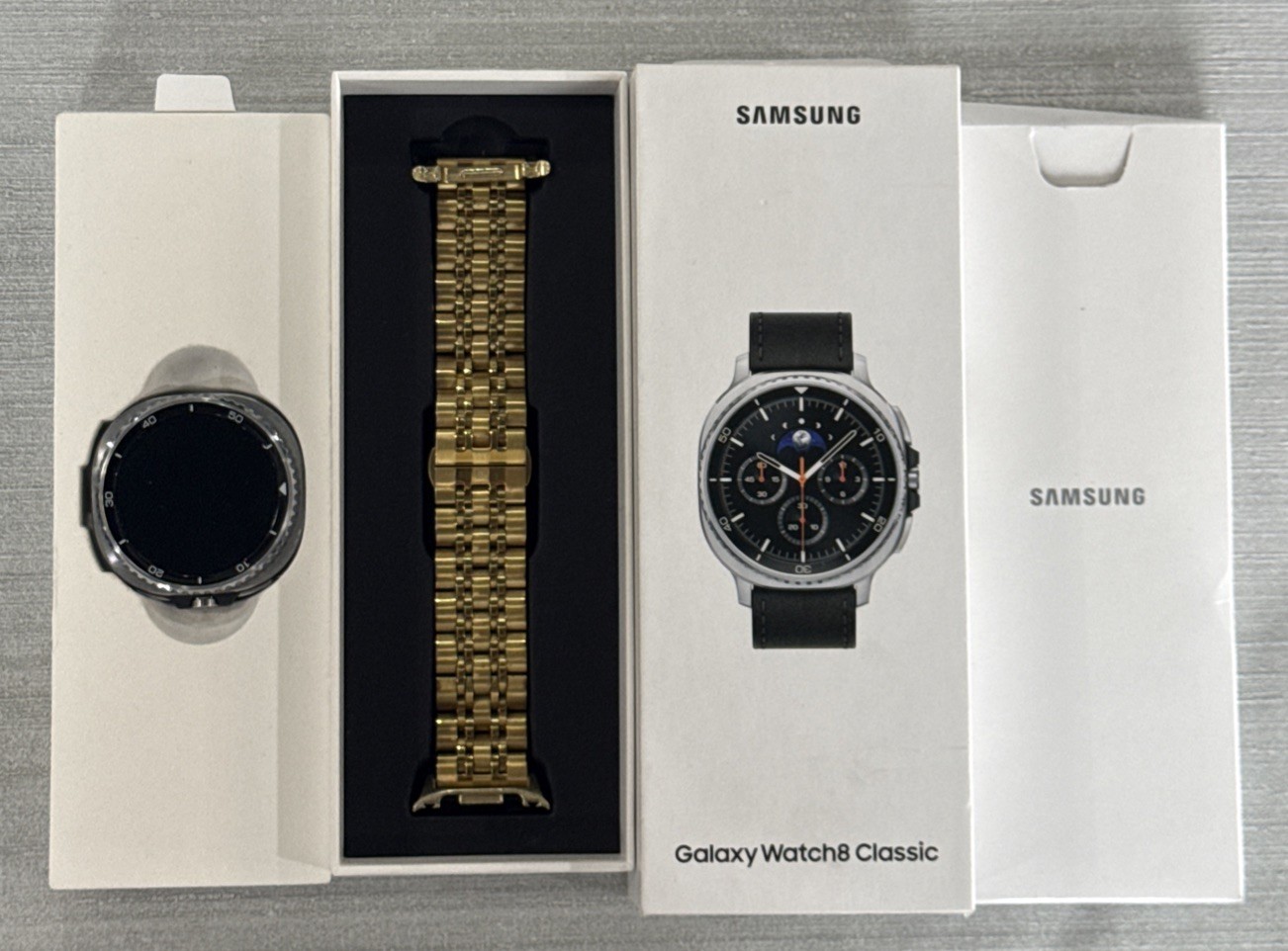 Samsung Galaxy Watch 8 Classic SM-L505U LTE 46MM Silver Case Gold Band + Box!