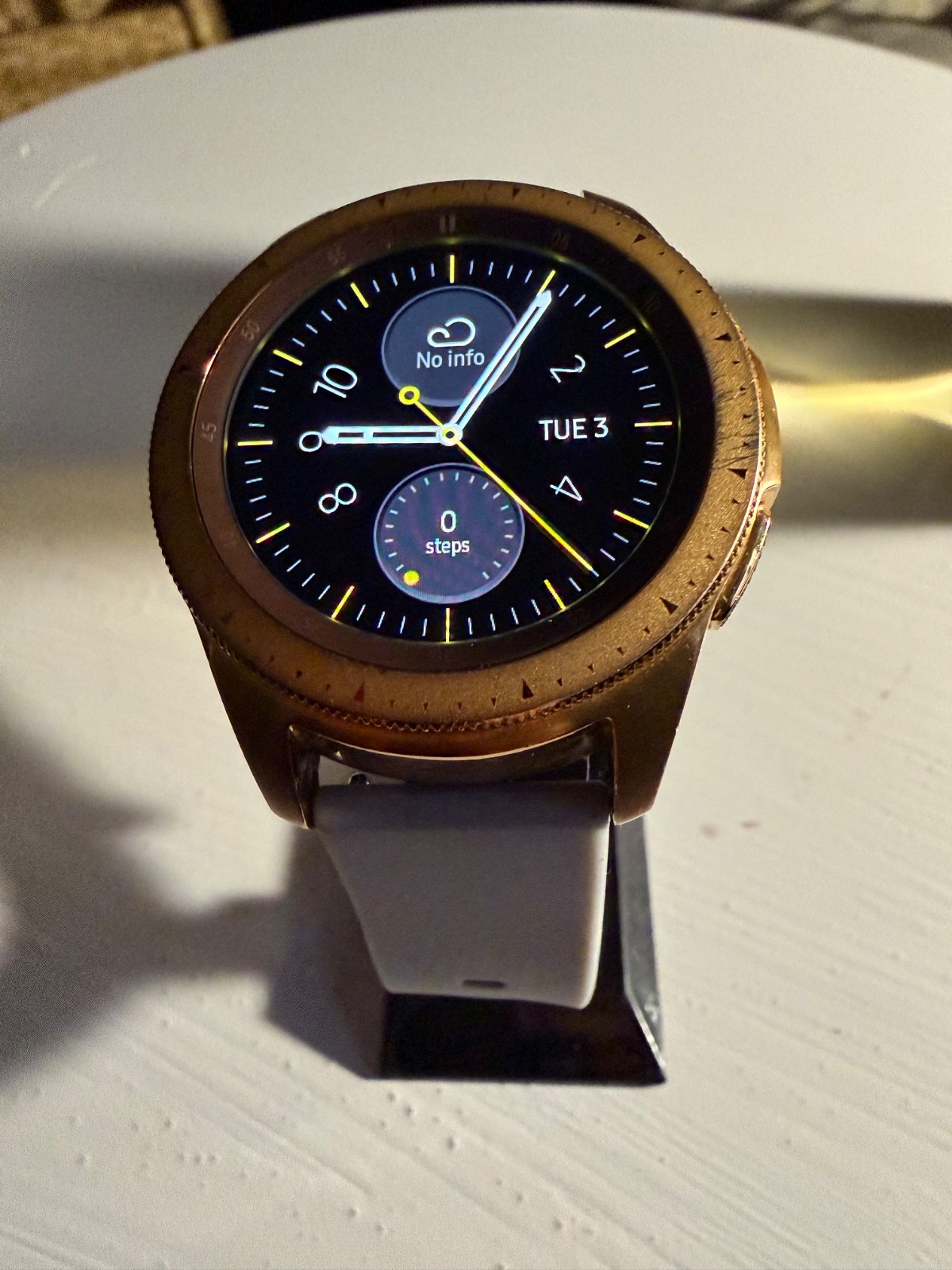 Samsung Galaxy Watch 42mm Rose Gold Stainless Steel Classic