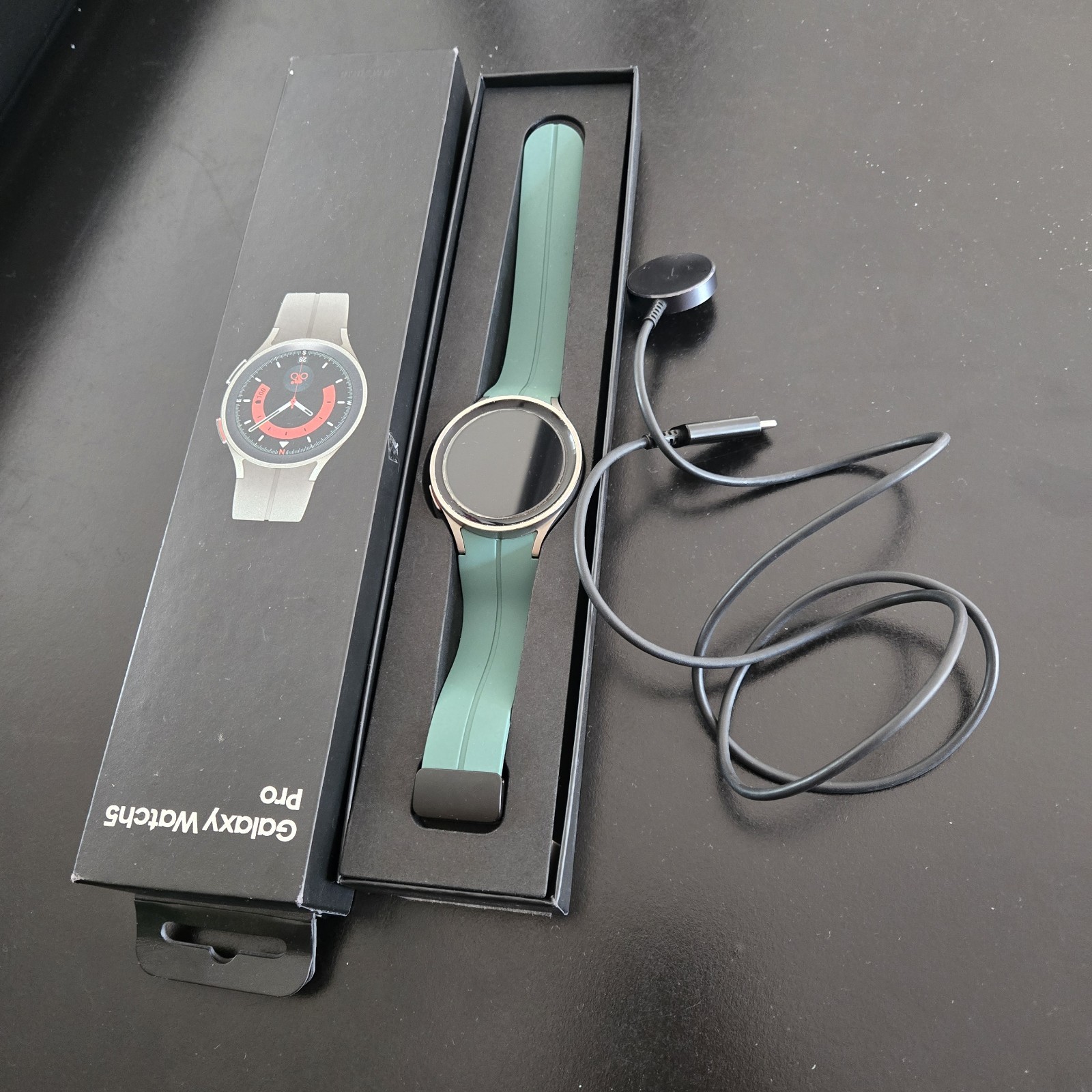 Samsung Galaxy Watch5 Pro 45mm Silver Green Silicone Band Bluetooth