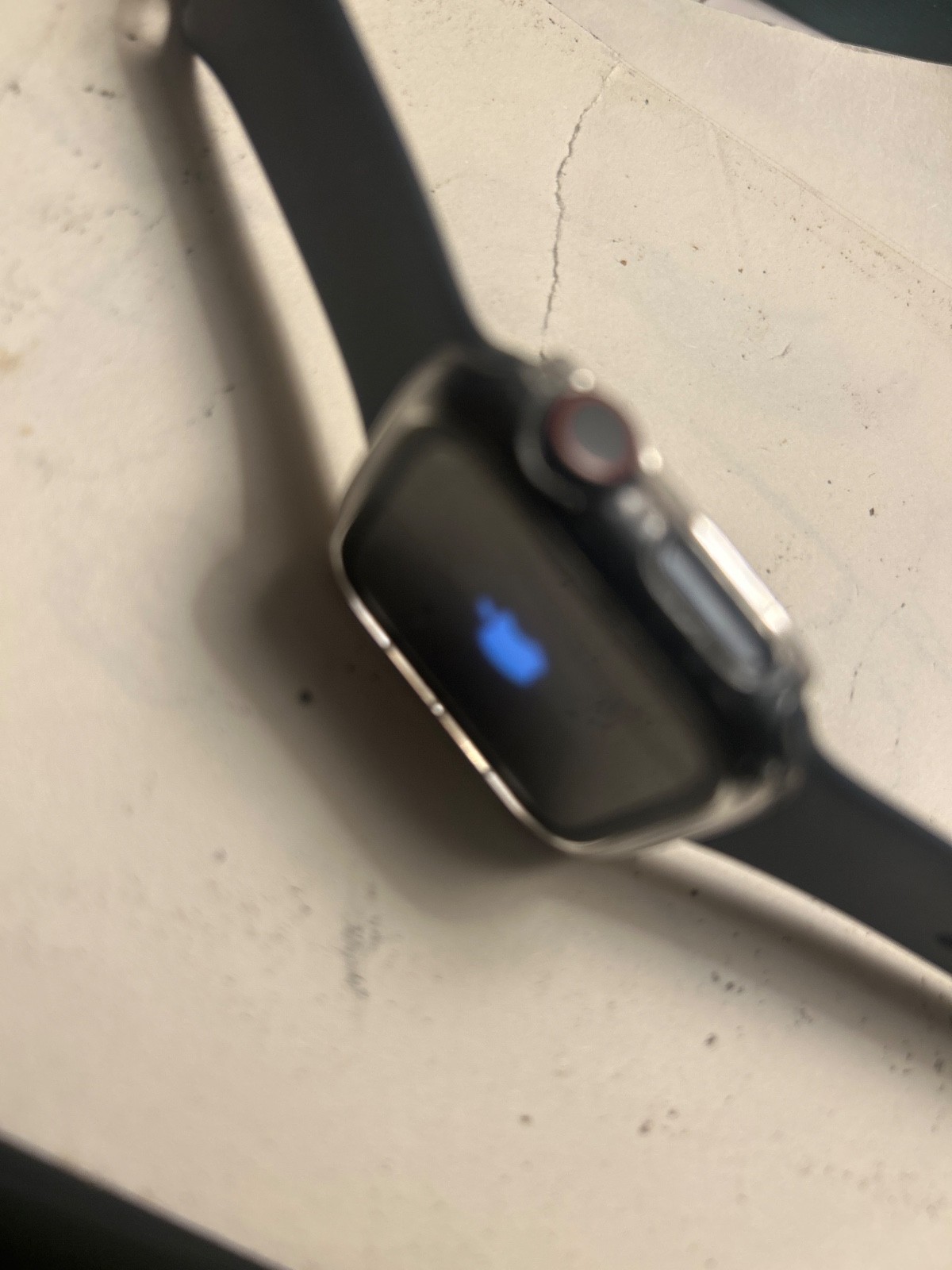 Apple Watch SE 44mm Space Gray Aluminum Case with Black Sport Band – Regular…
