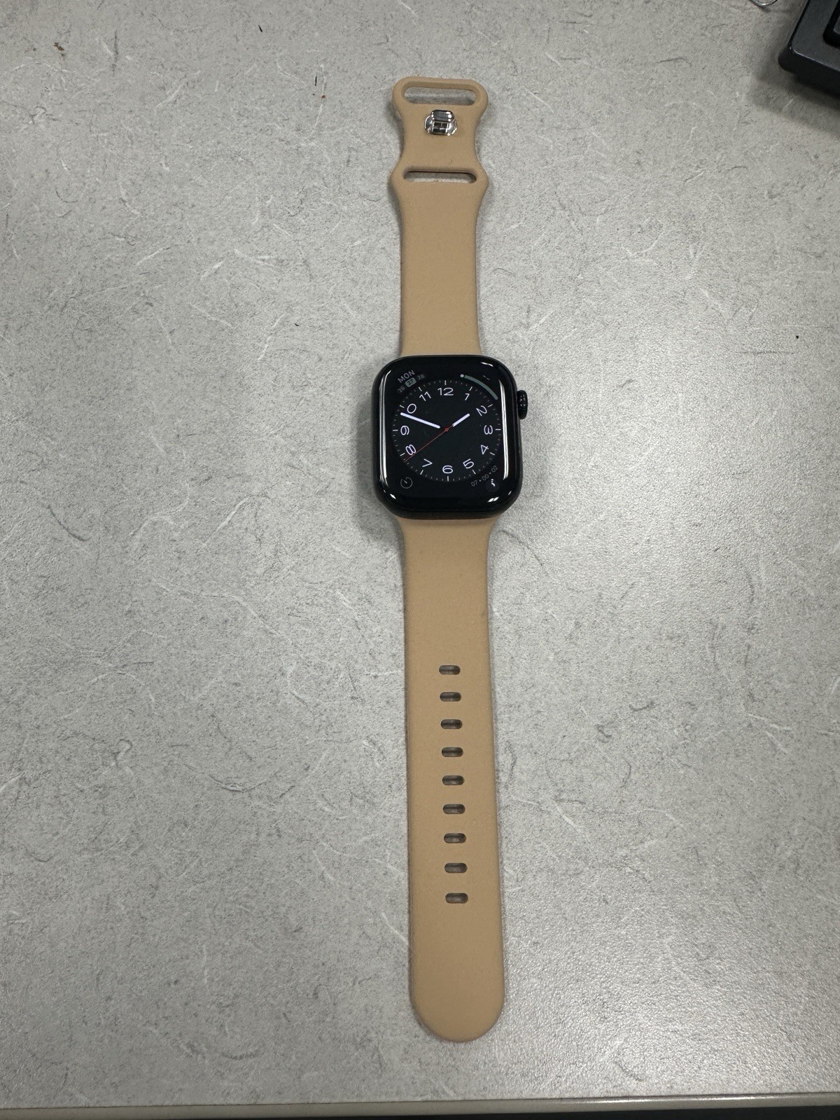 Apple Watch Series 10 (GPS)42mm Jet Black Aluminum Case Black 100% Battery Life