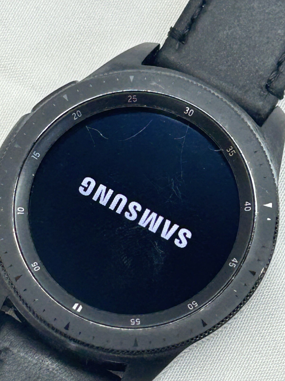 SAMSUNG Galaxy Watch 42mm Black SM-R810