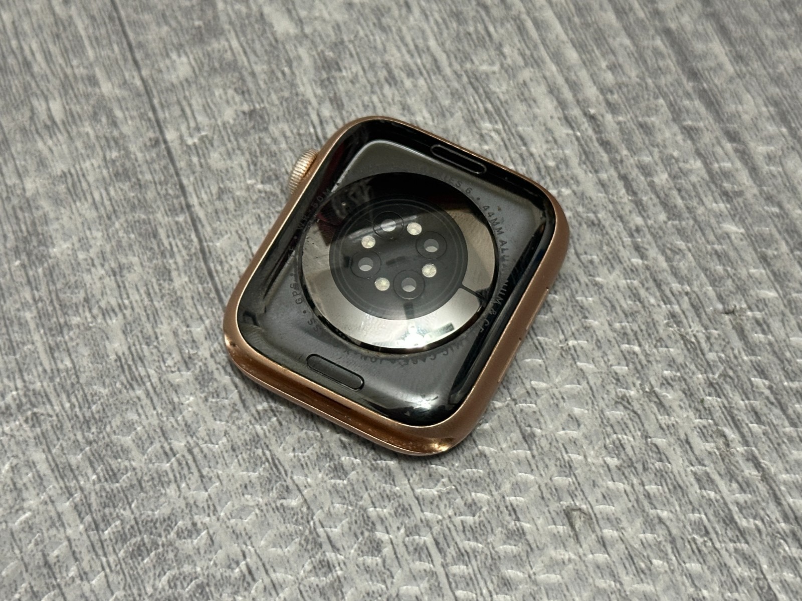 Apple Watch Series 6 44mm | Gold | GPS + Cellular | No Band