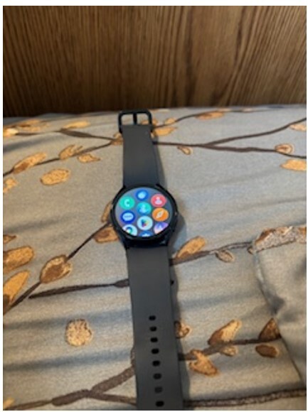 Samsung Galaxy Watch6 SM-R930 40mm Granite Aluminum Case with black band