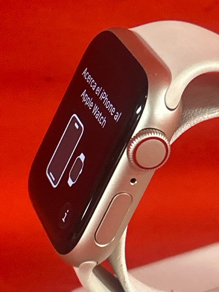 Apple Watch SE Gen 2 GPS 40mm Starlight MXFY3LL/A (CP1126844)