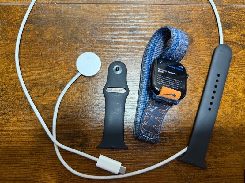 Apple Watch Series 11 46mm GPS Jet Black Case w Nike Loop/Black Sport Band -M/L