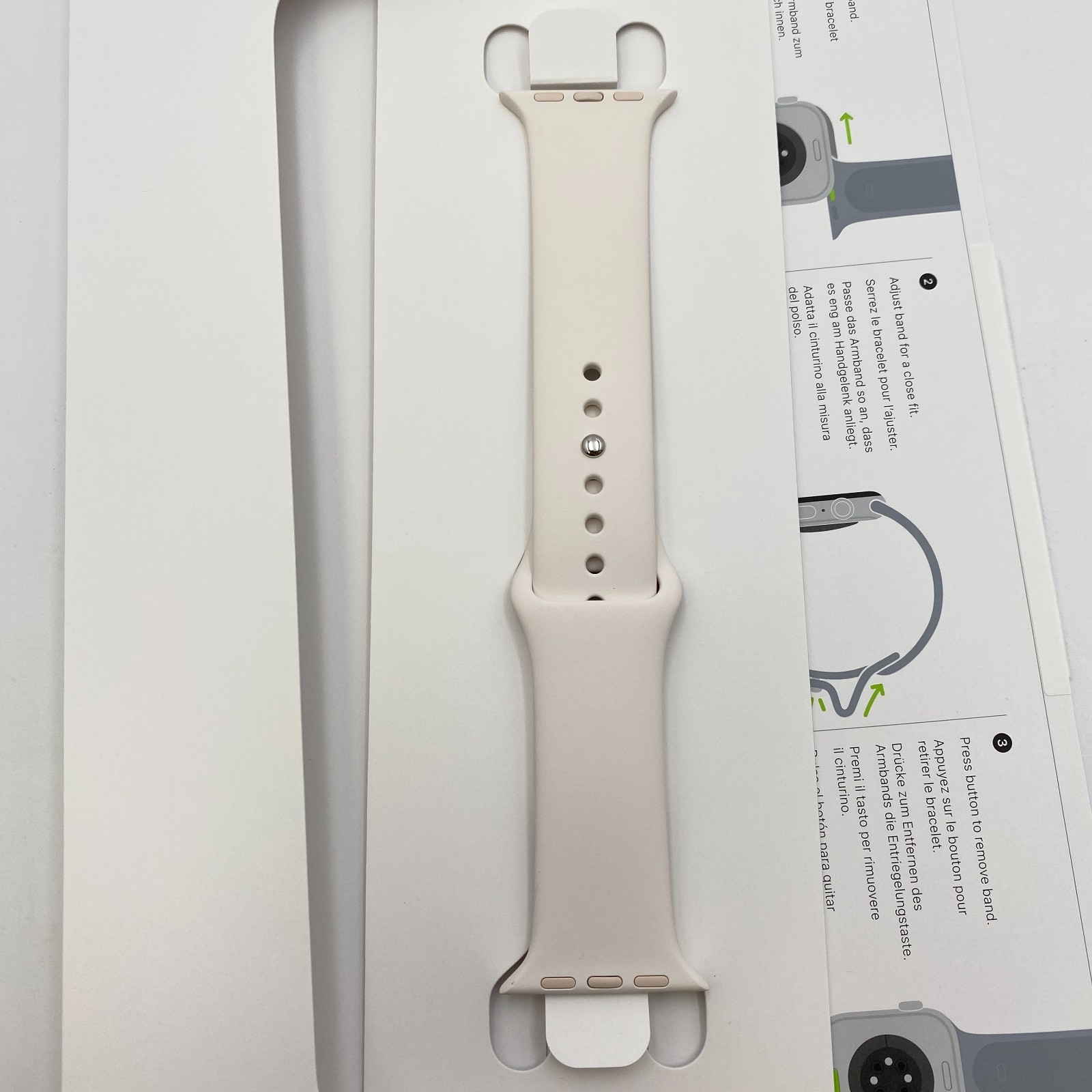 Apple Watch Series 11 – 42mm – Aluminum Rose Gold GPS A3331 – Open Box