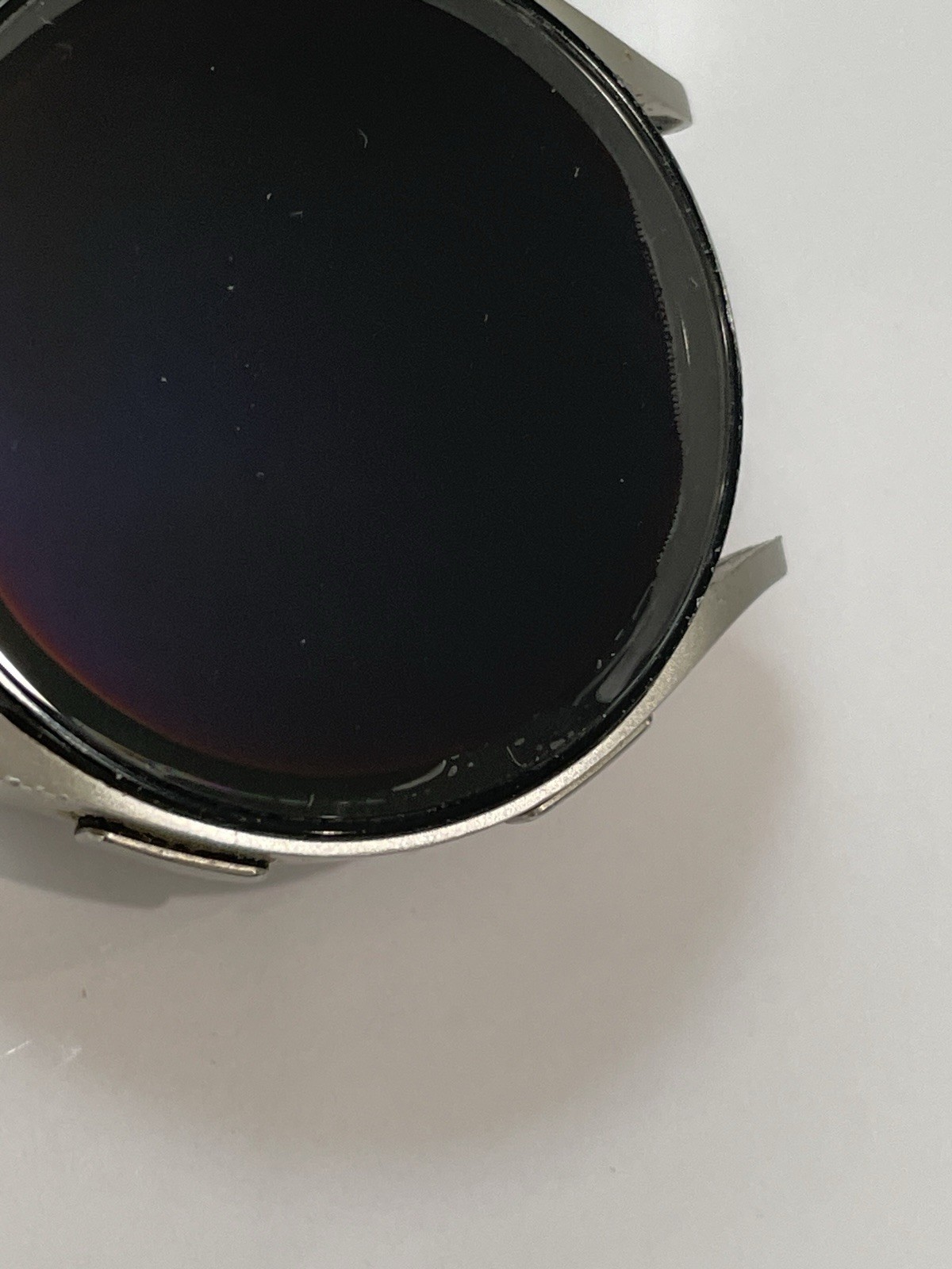 Samsung Galaxy Watch6 SM-R930 40mm GPS – Damaged – Screen Issue