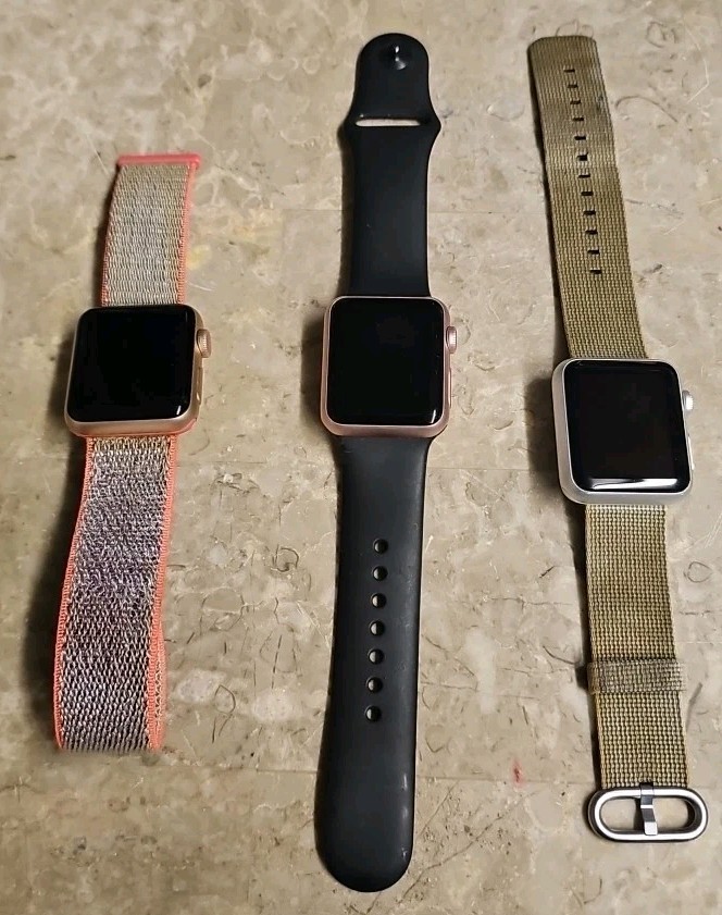 Apple Watch 7000 Series And Series 3 38mm Aluminum Lot Watches Untested AS-IS