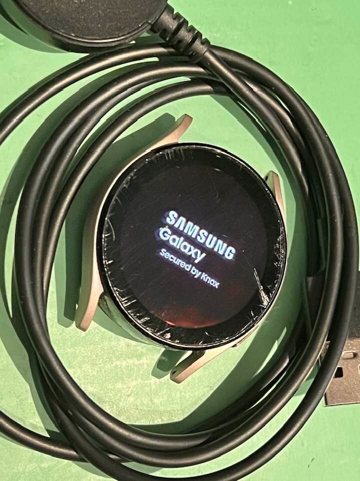 SAMSUNG GALAXY WATCH4 44MM MIL-STD-810G SILVER.