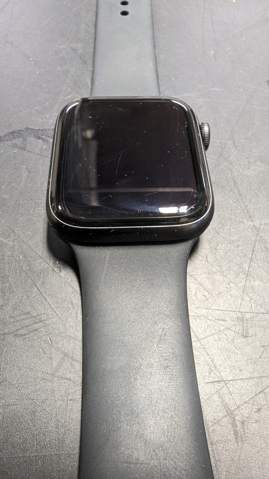 Apple Watch Series SE GPS+Cellular 44mm Space Gray w/ Black Sport Band