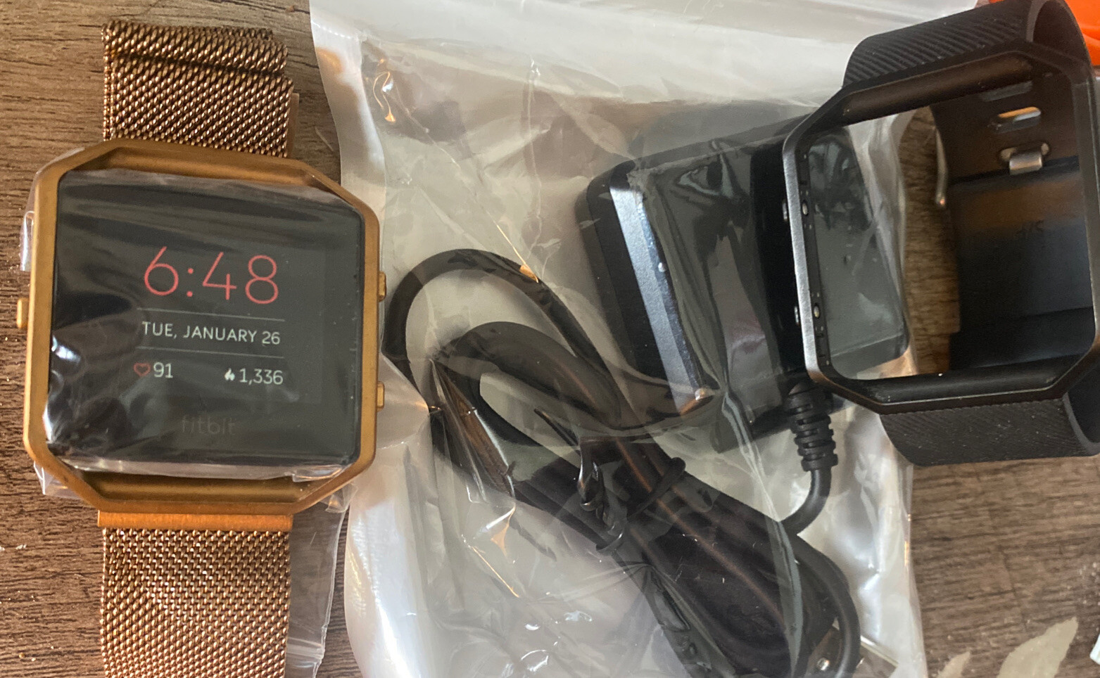 Fitbit Blaze Smartwatch HR MP3 Shwroom Mdl In GIFT BOX +3 Bands & Cord TESTED