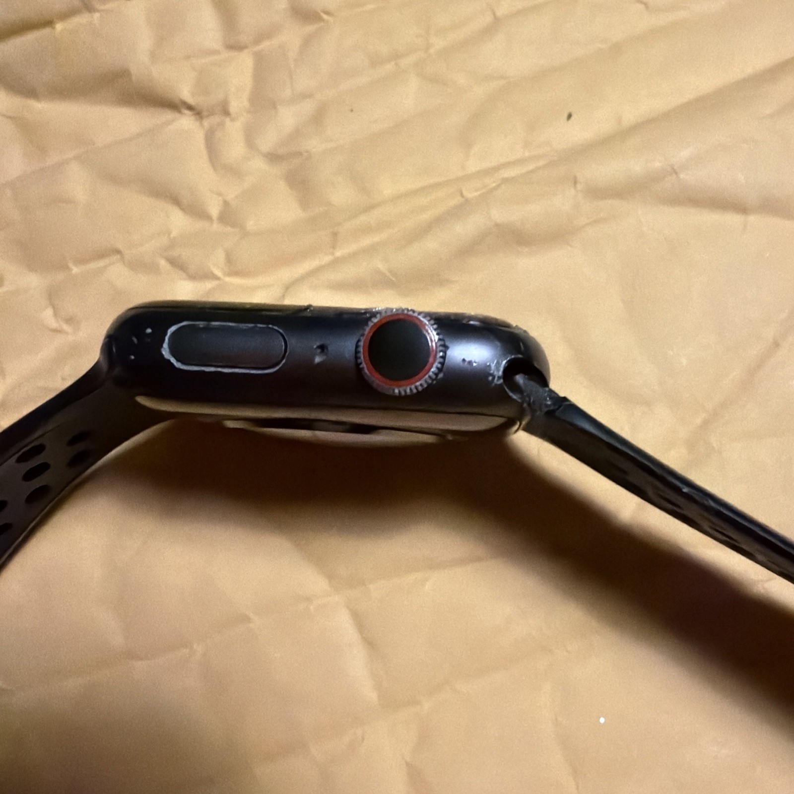 Apple Watch Series 4 44mm Cellular LTE Nike Edition Aluminum Case CRACKED SCREEN
