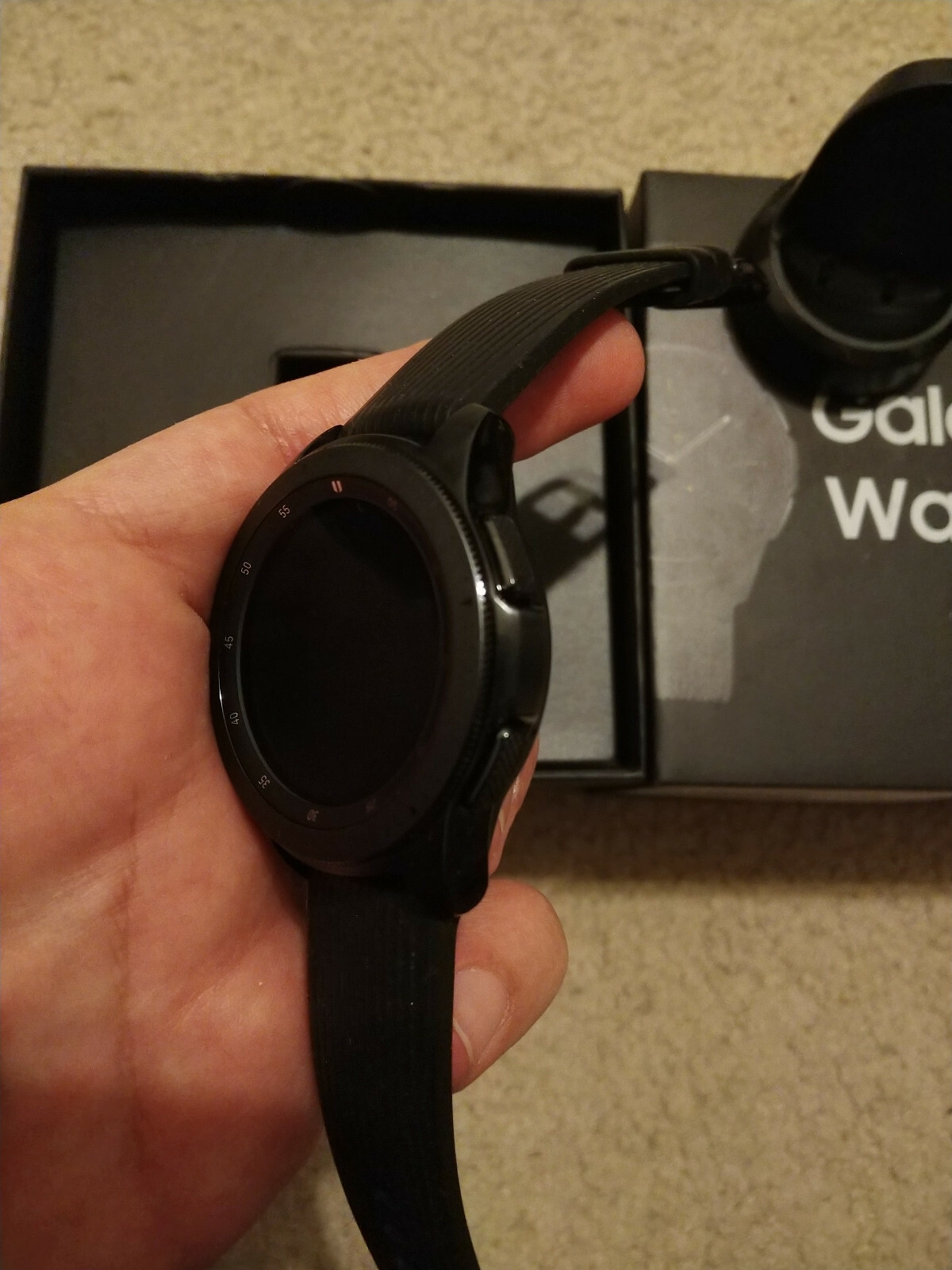 Samsung Galaxy Watch SM-R810 42mm Bluetooth Midnight Black, READ