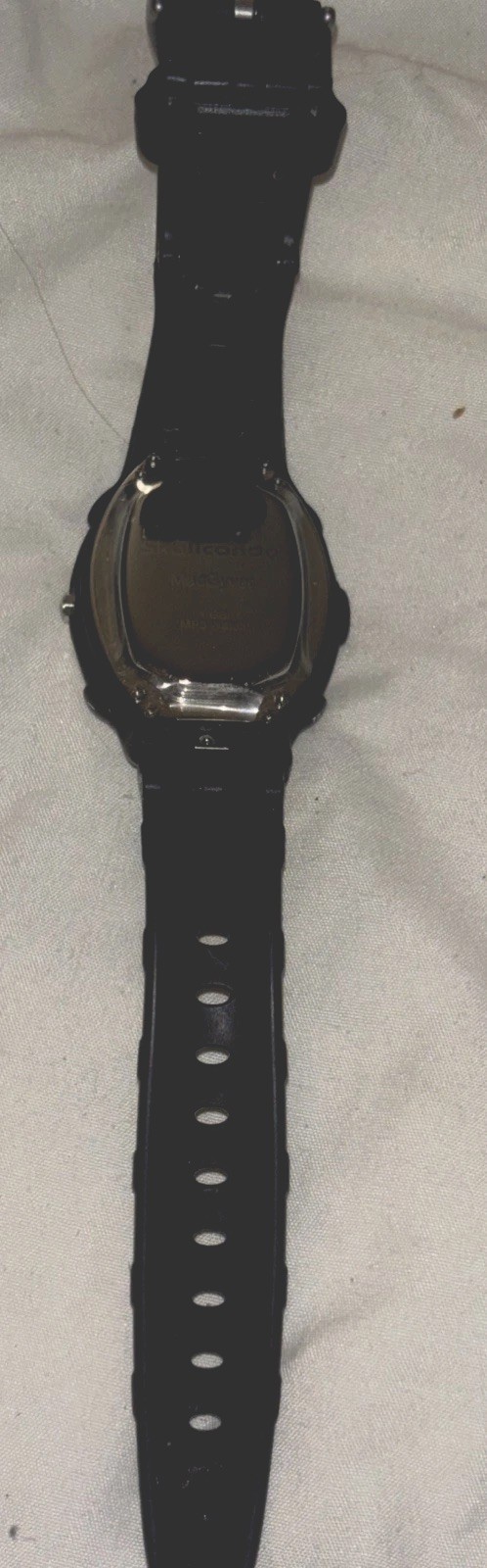 Skullcandy Macgyver MP3 Watch in Black/Red – 1 GB Storage