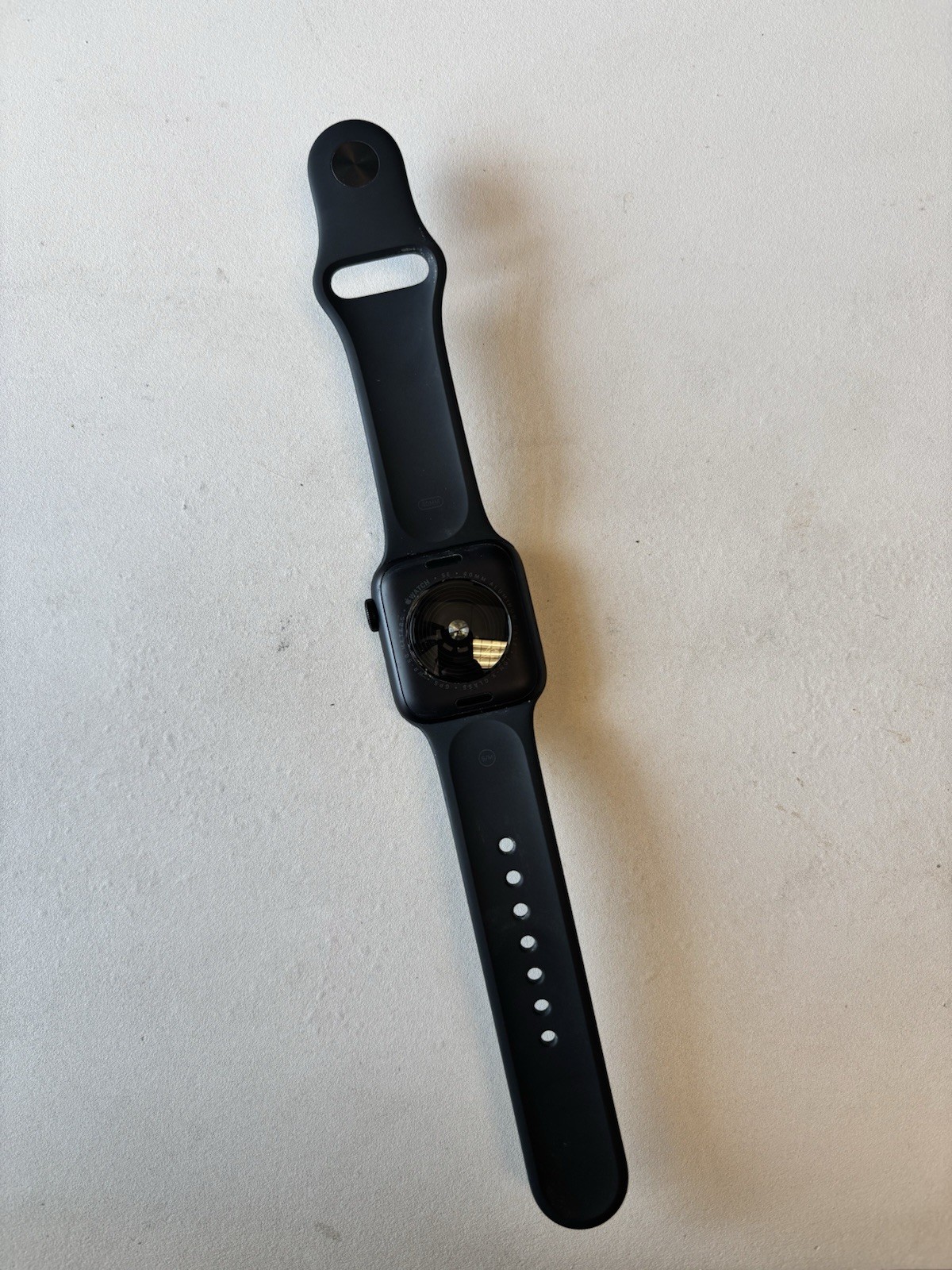 Apple Watch SE Gen 3 GPS 40mm Midnight Aluminum with Midnight Sport Band S/M