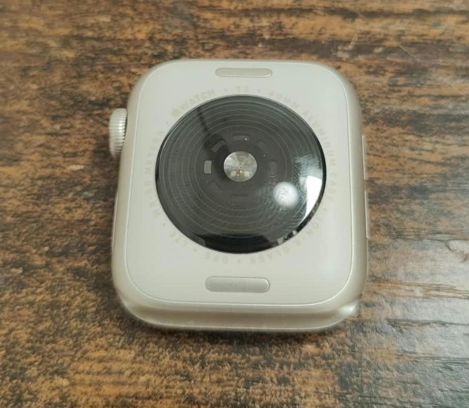 Apple Watch SE 2 40mm Starlight Aluminum MXEG3LL/A GPS 4824