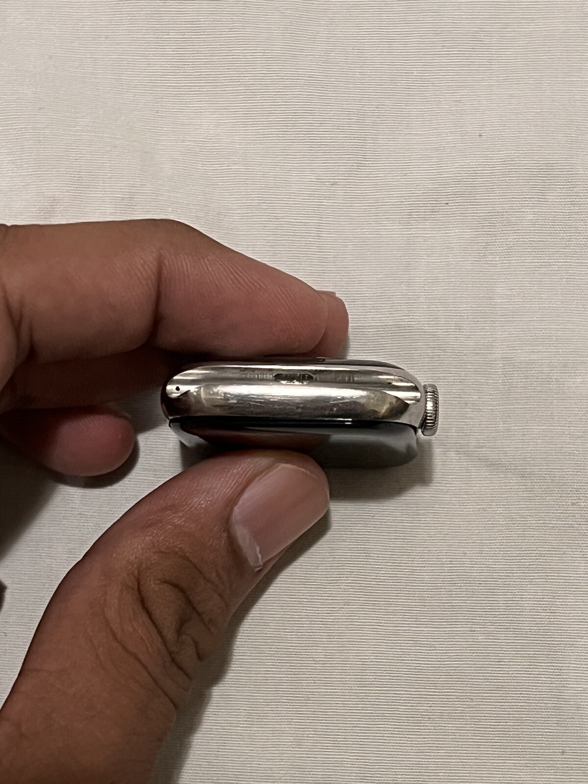Apple Watch Series 4 Stainless steel with GPS and cellular PARTS NOT WORKING