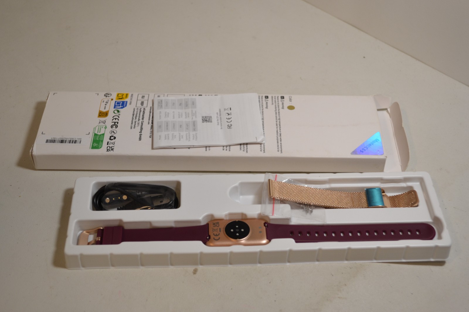 Fitness Tracker Watch w/extra band Model: CS5