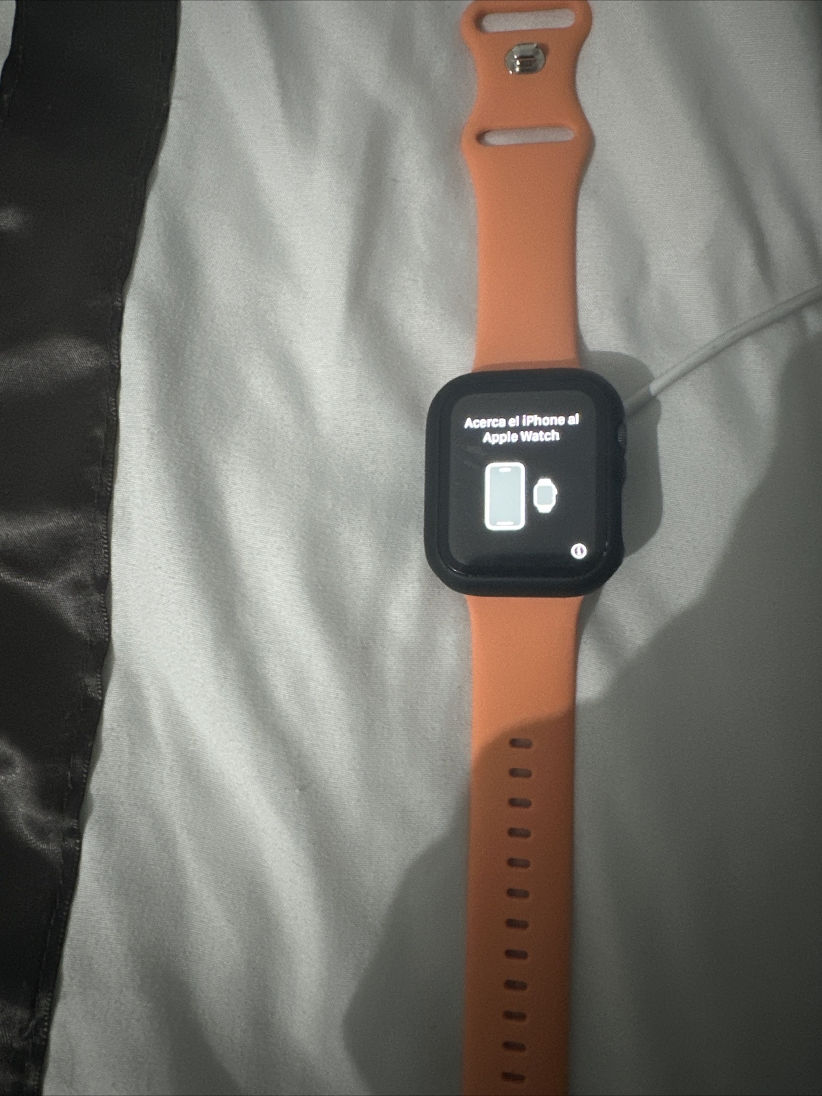 Apple Watch Series 4 – 44mm – (GPS + Cellular) – Space Gray –