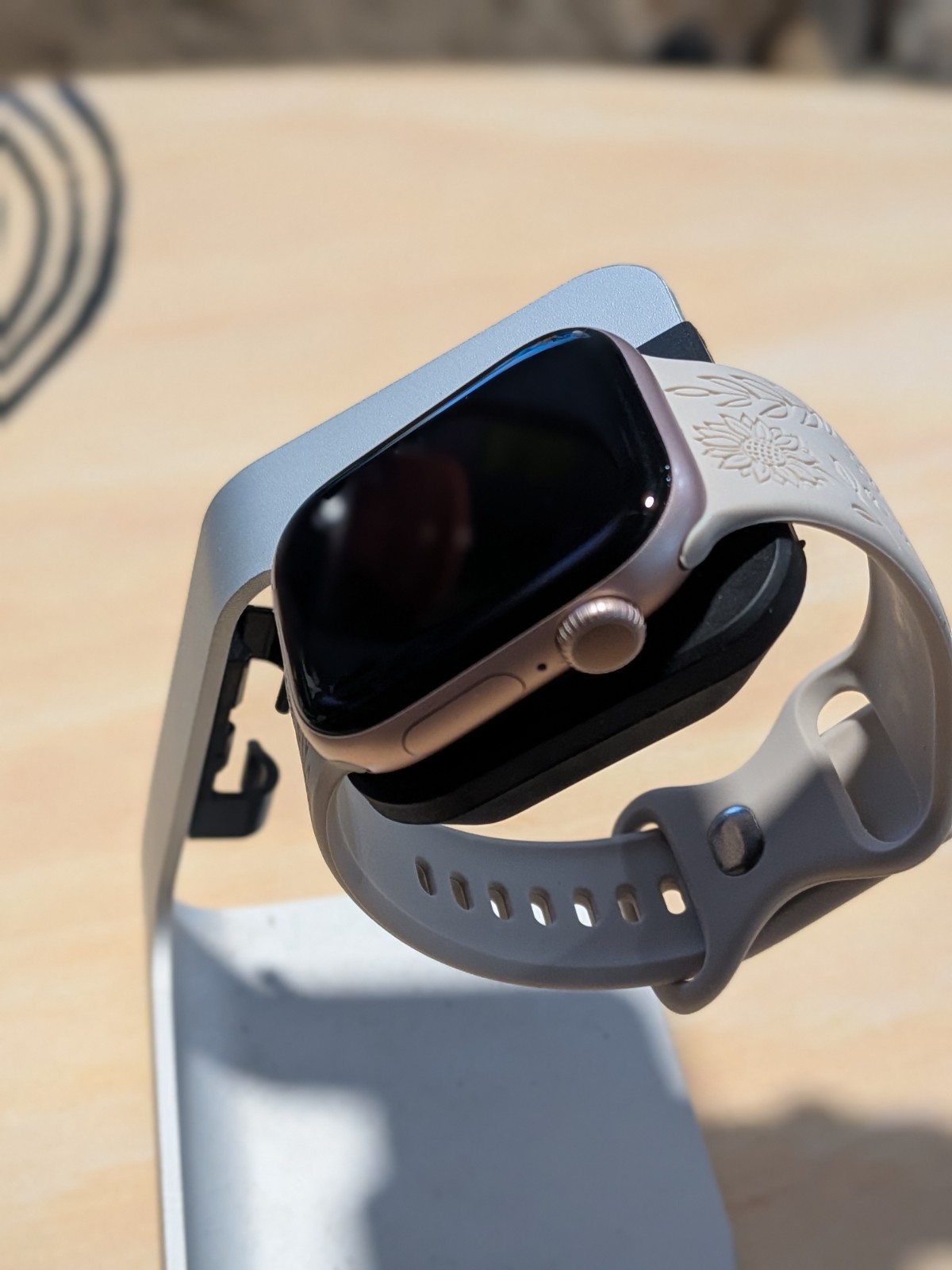Apple Watch Series 10 – Rose Gold Aluminum Case (42mm, GPS) 1 Year Apple Care+