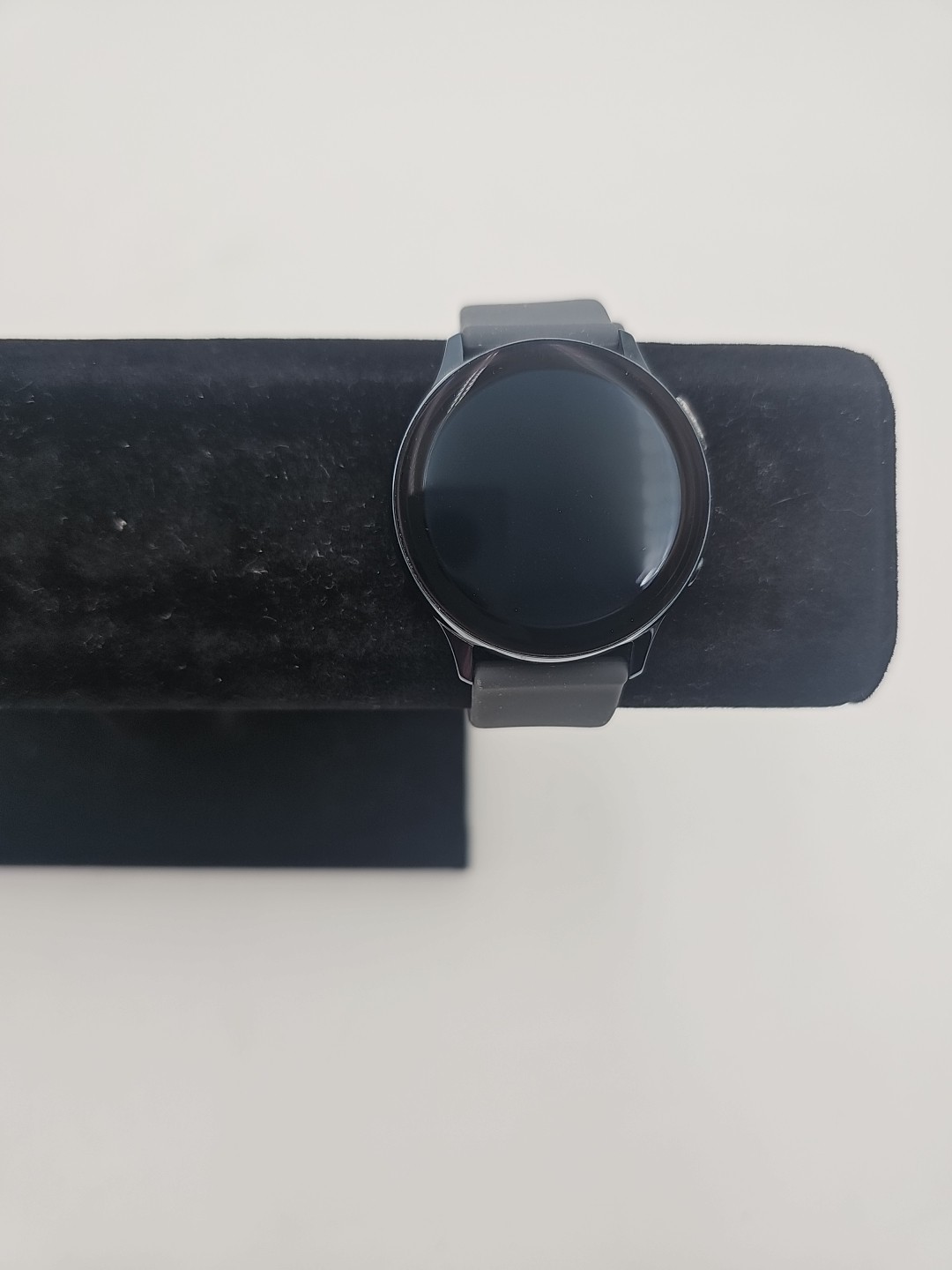 Samsung Galaxy Smart Watch 41 mm MIL-STD-810G Working Good, Grey, Blue Color