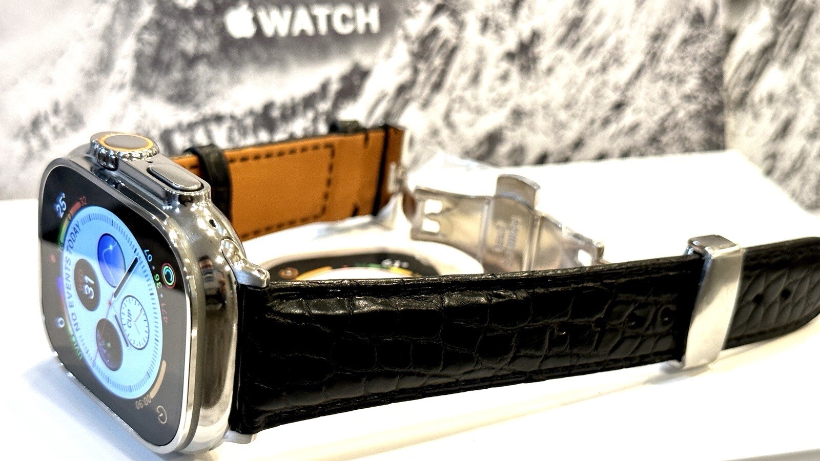 Apple Watch ULTRA 3 49mm Diamond POLISHED Titanium Black Alligator Band Custom
