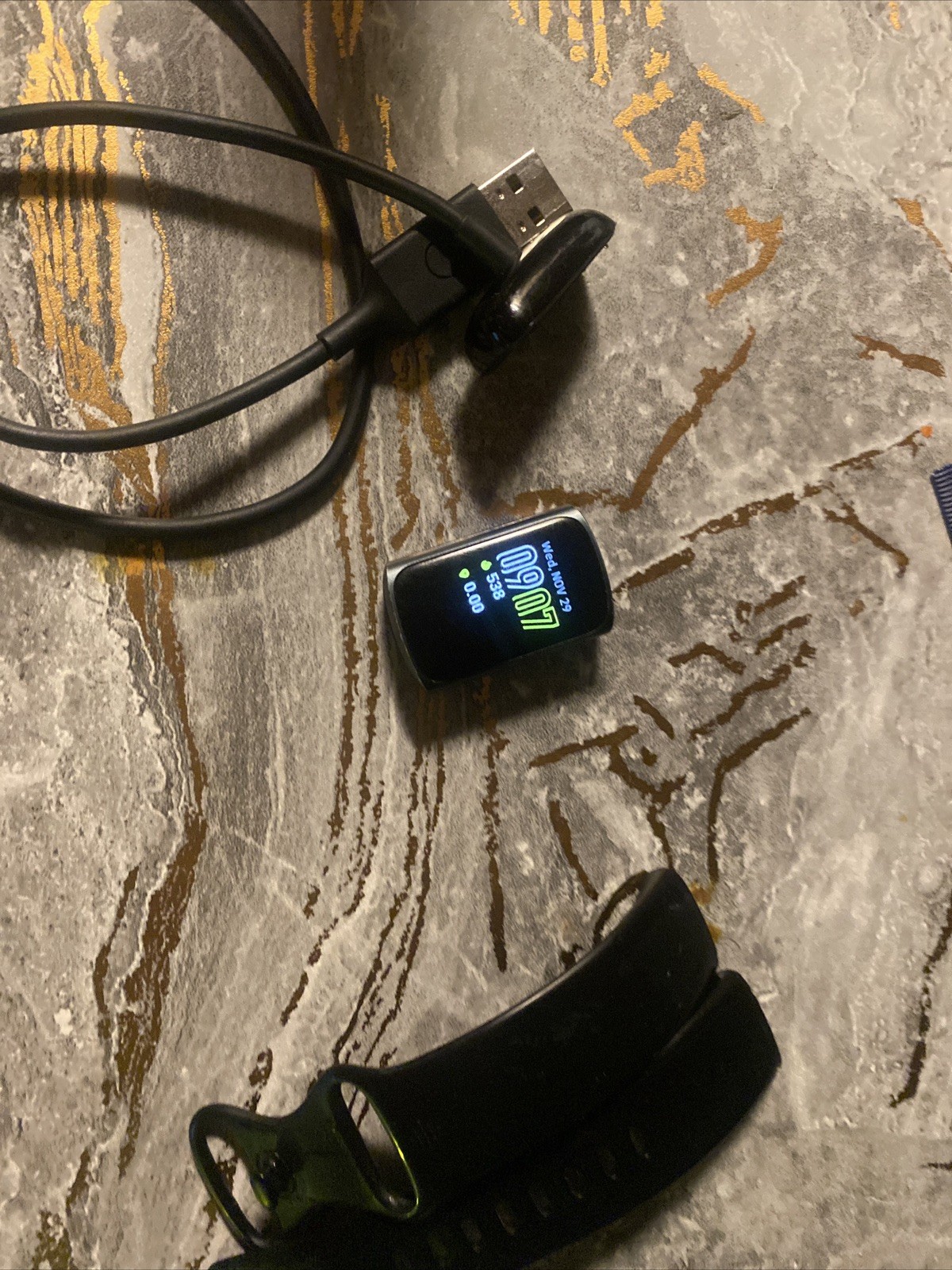 Fitbit Charge 5 Fitness Sleep Tracker (black) Display Model+Cord & Band Tested ✅