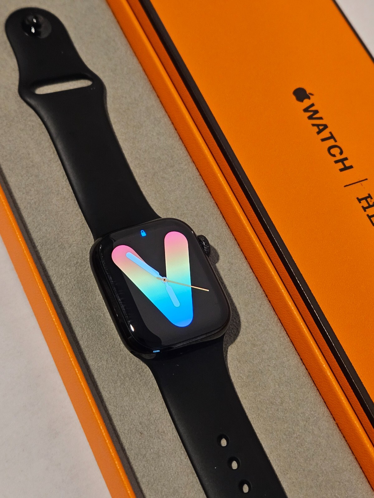 Hermes Apple Watch Series 7 GPS + Cellular 41mm w/ Sport Band & Leather Attelage