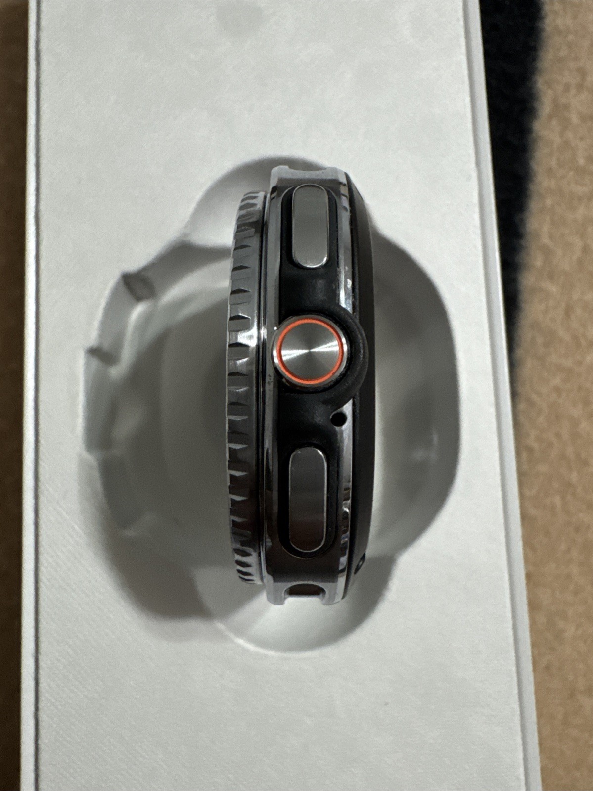 Samsung Galaxy Watch8 Classic 46mm (SM-L505U) LTE | Bluetooth | Wi-Fi – NEW!