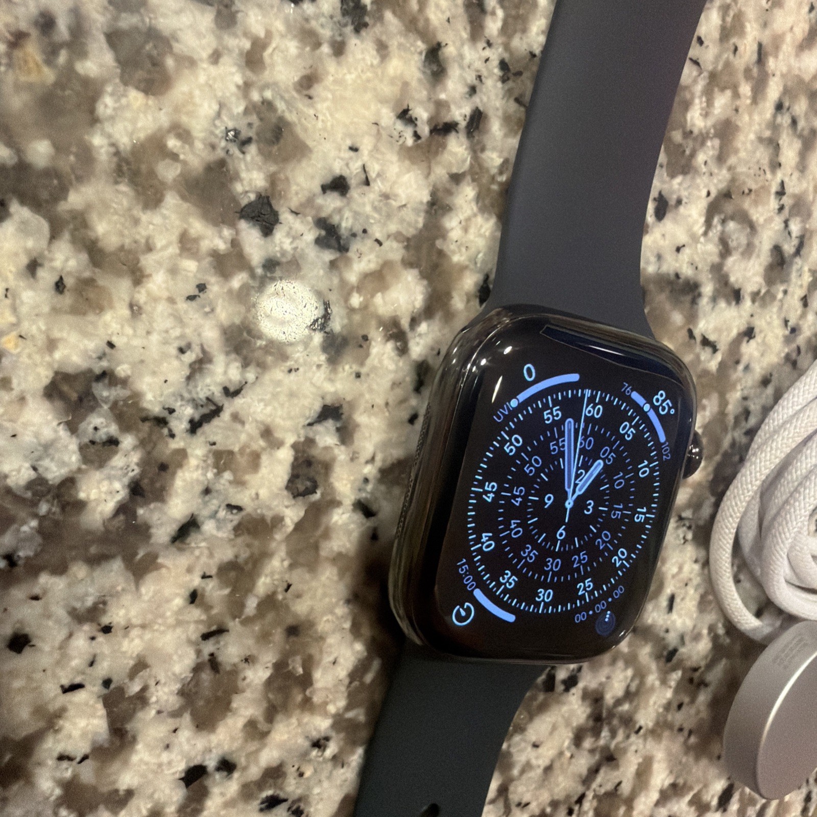 Apple Watch Series 10 Titanium 42mm GPS + Cellular Unlocked Works Great – READ