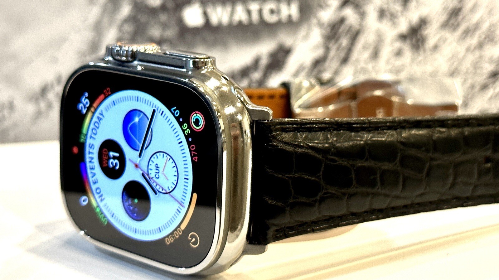 Apple Watch ULTRA 2 49mm Diamond POLISHED Titanium Black Alligator Band Custom