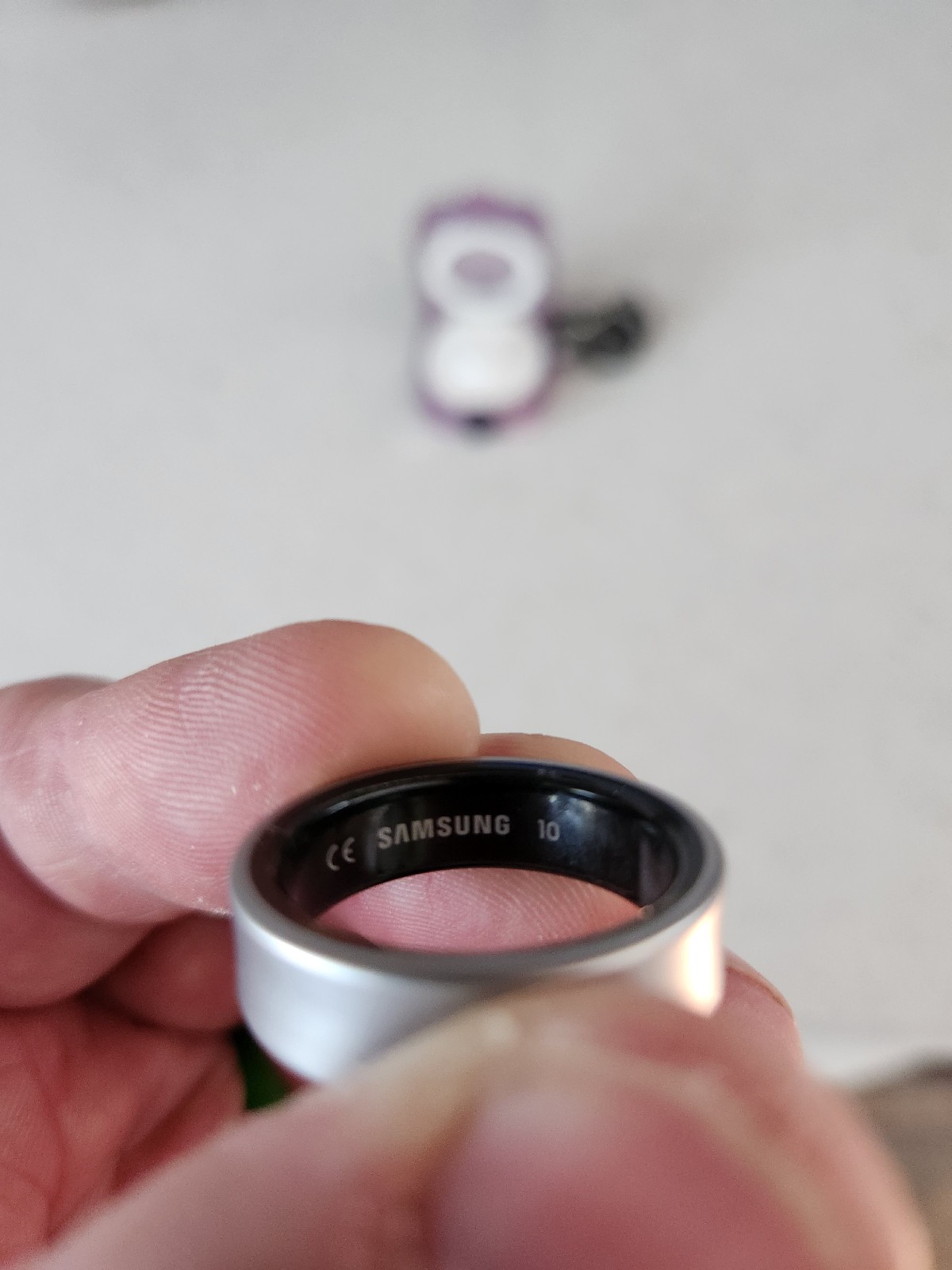 Samsung Galaxy Ring – Size 10 – Titanium Silver – Purple Removable Case