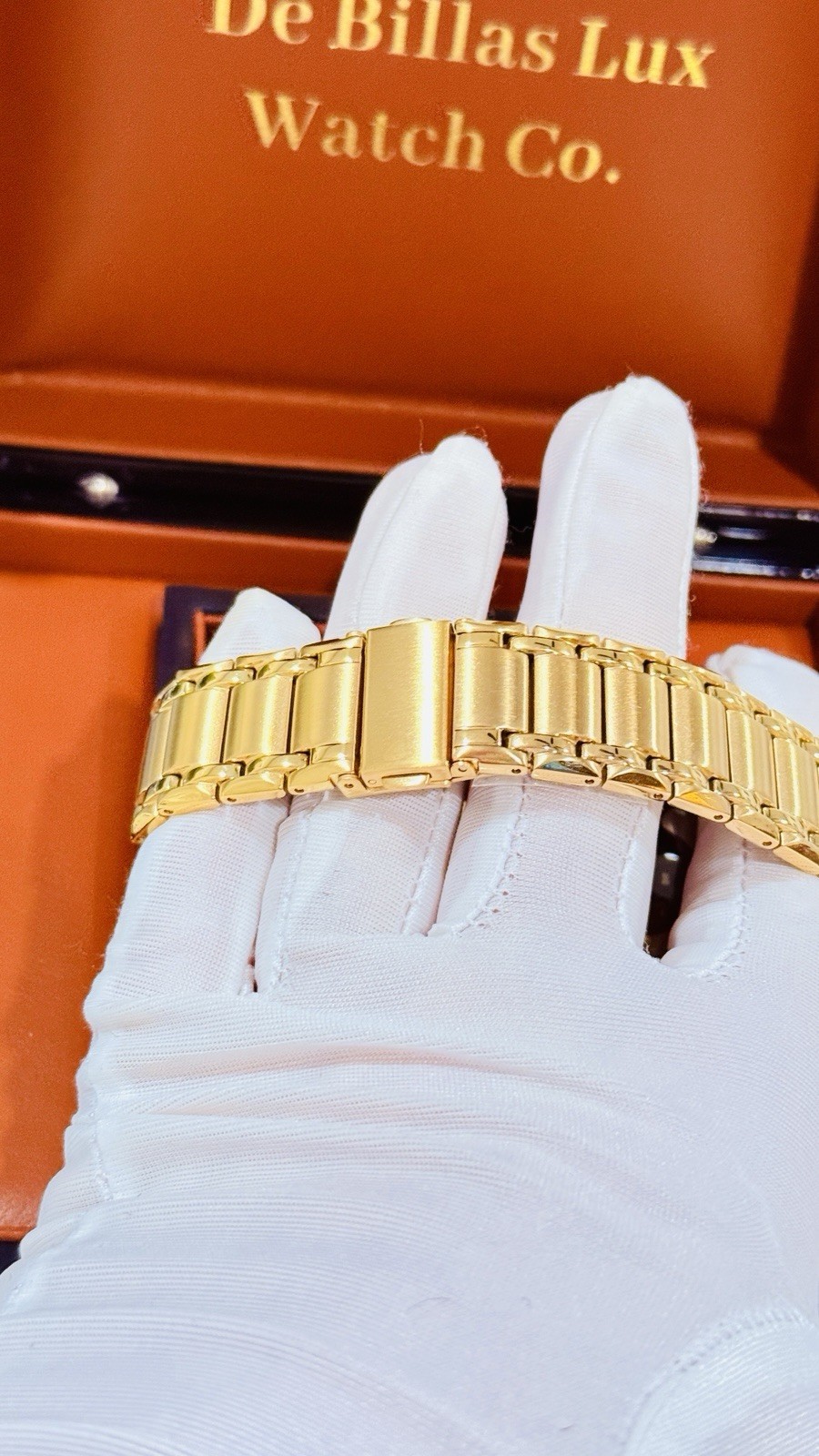 24K Gold Plated 45MM Apple Watch SERIES 9 With Gold Link Lux Finish Band GPS LTE