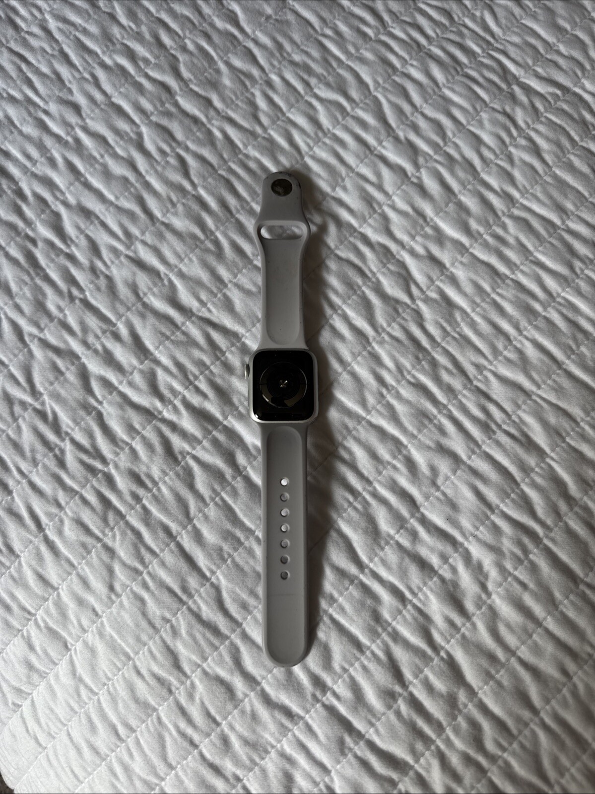 Apple Watch Series 5 (40mm) A2094 (GPS + LTE) -Silver Little White Band