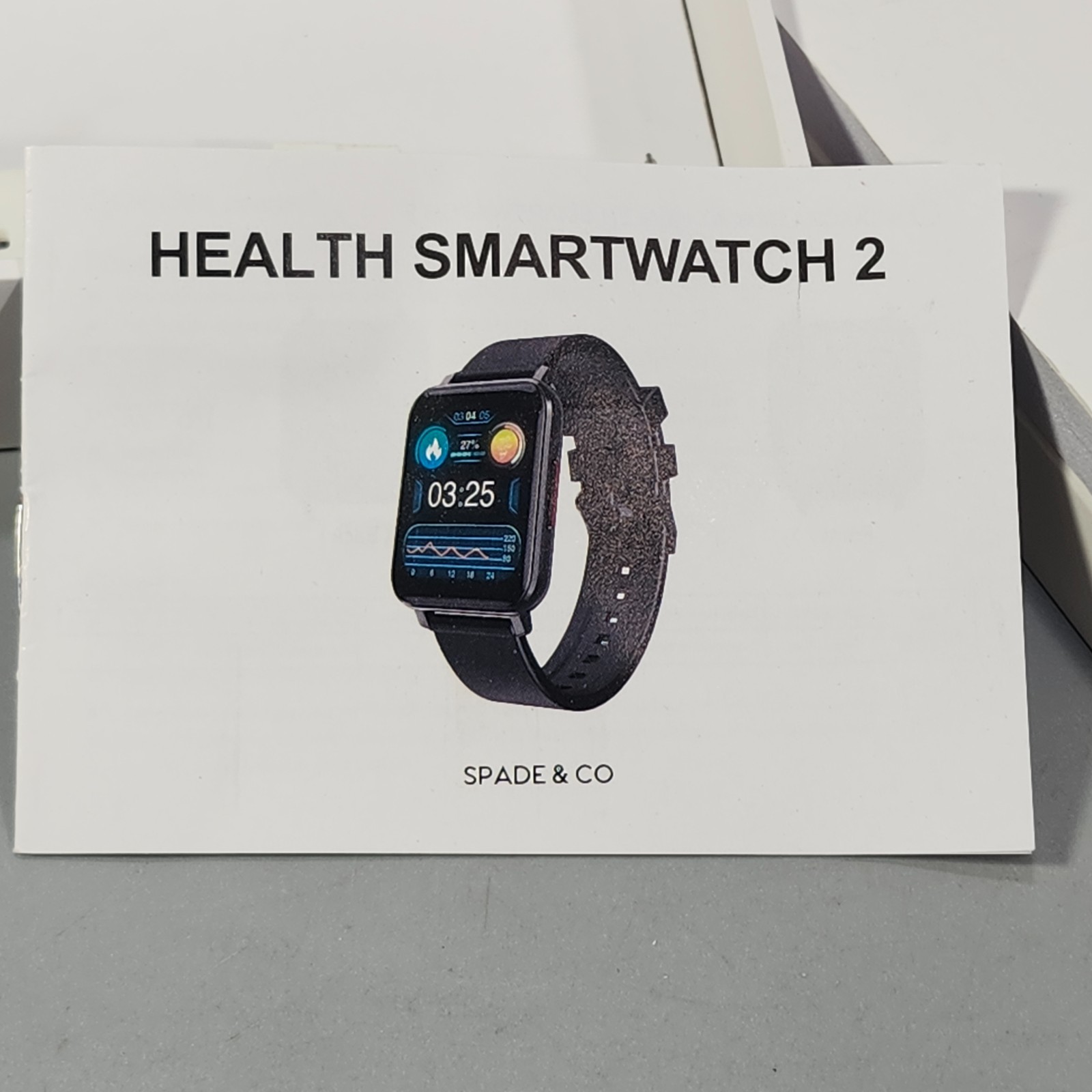 Spade and Co Health Smartwatch 2 Fitness Tracker Watch Black Face White Band