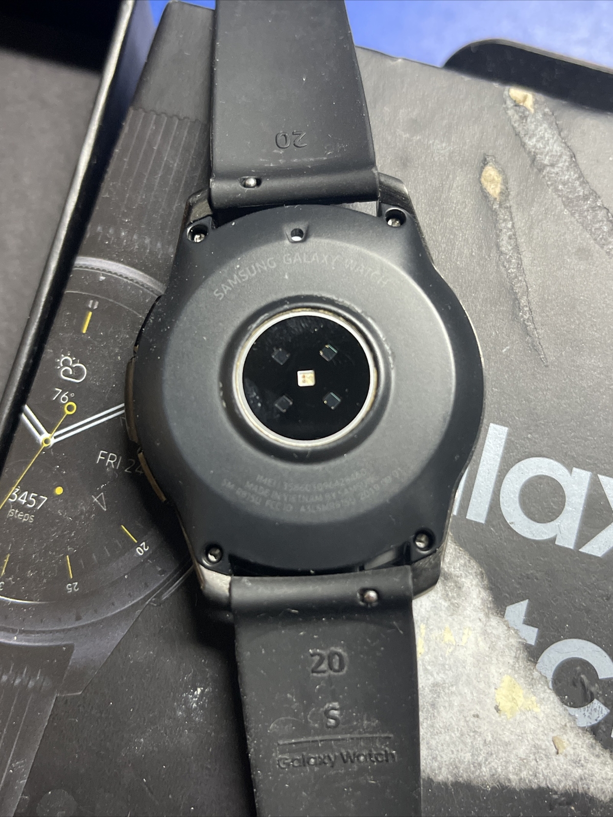 Samsung Galaxy Watch SM-R815U 42mm GPS + LTE Cellular Bluetooth – Black